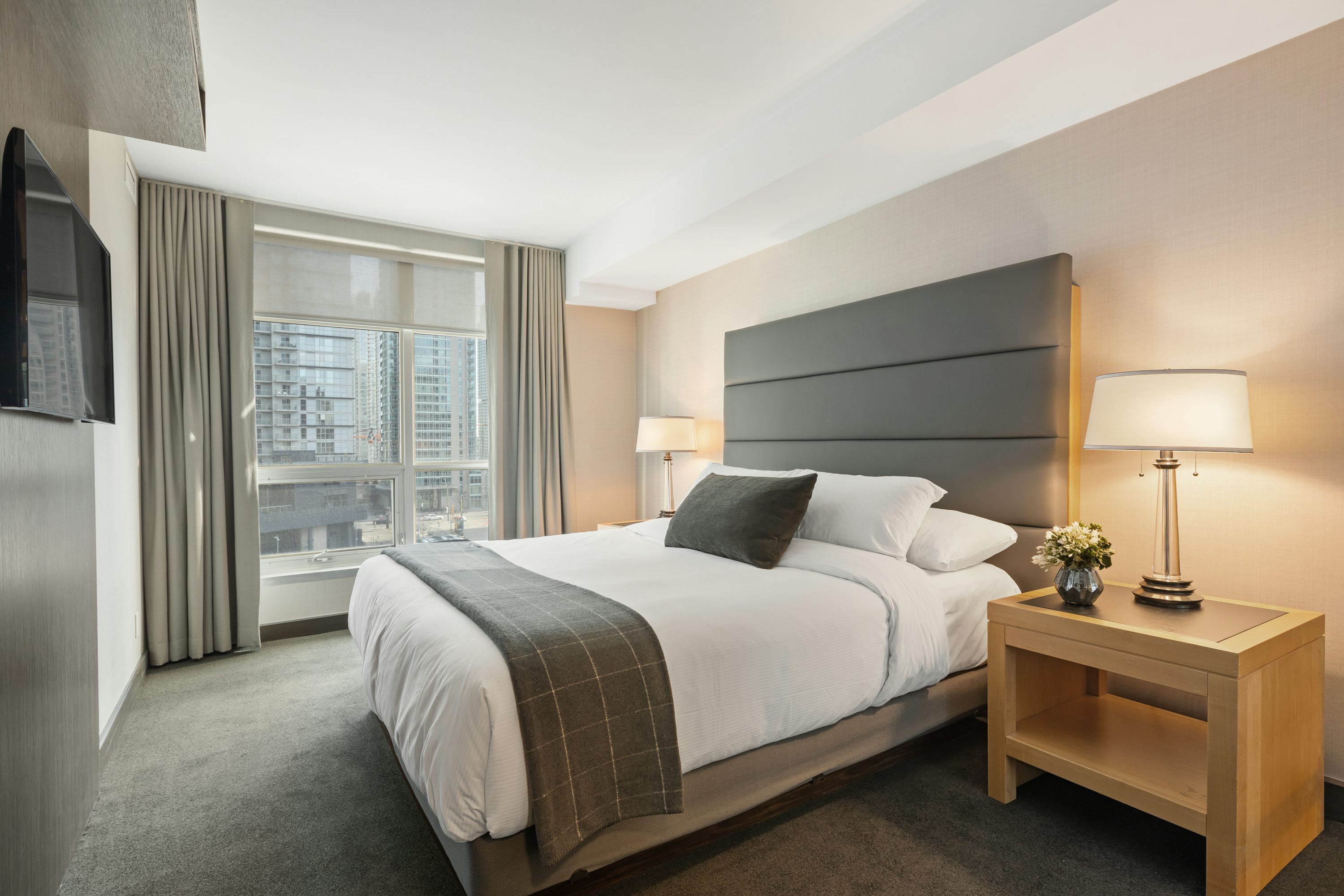 Luxury room with wooden flooring and plants